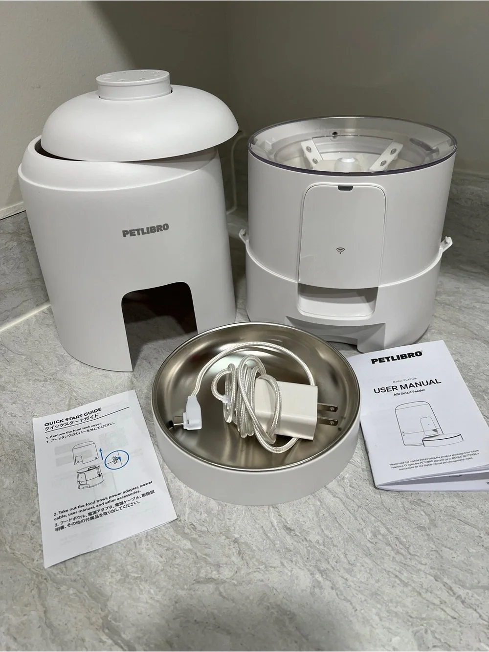 White Automatic Dog Feeder with Detachable Bowl - PLAF108